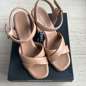 Kenneth Cole Lessia Heels